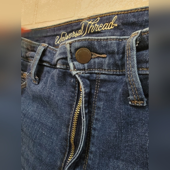 TORRID Women's Plus Size 14 Short - Picture 2 of 12